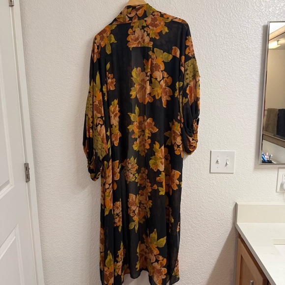 Free People Black Orange Floral Monday Morning Kimono Duster Size XS/S - Picture 5 of 6